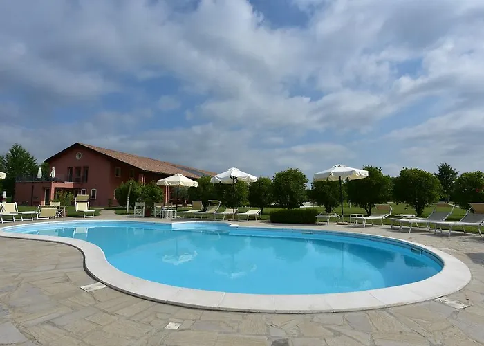 Tenuta Monterosso 3* Feriole